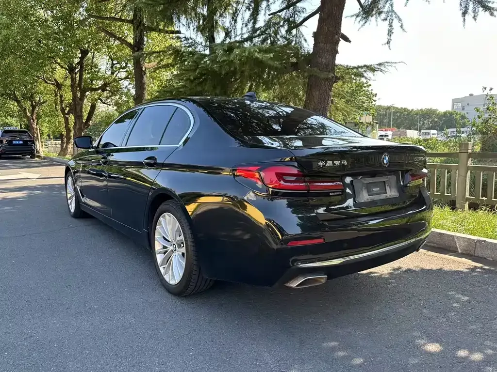 BMW 5 Series New Energy — фото 8