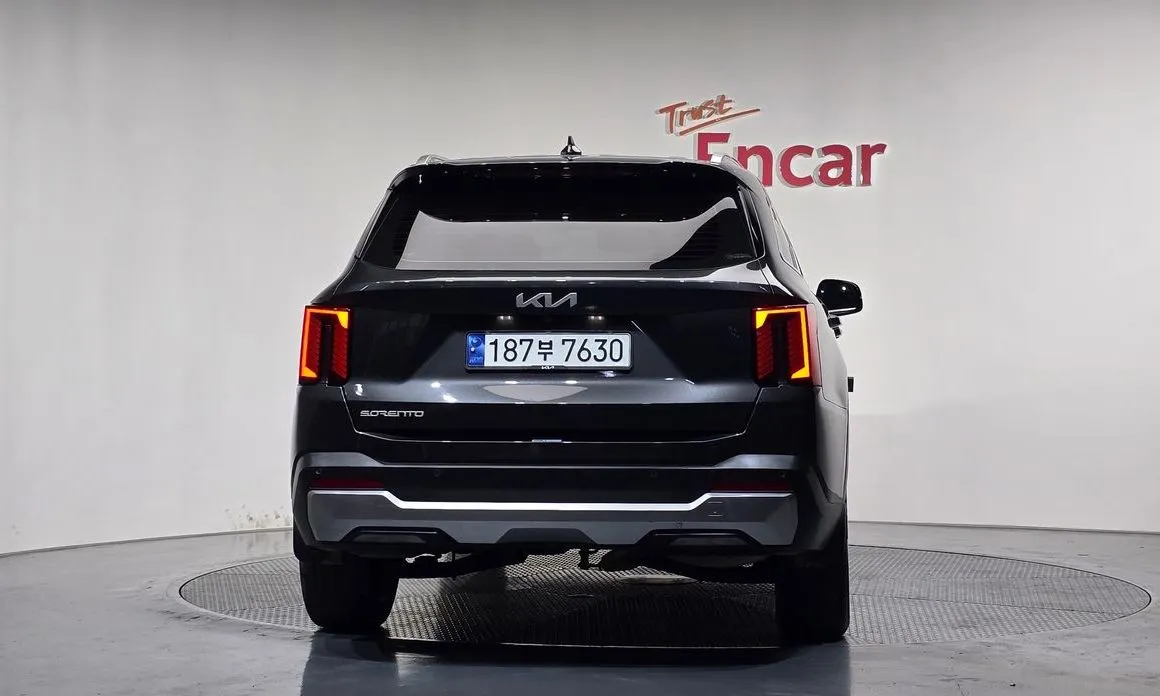 Kia Sorento — фото 4
