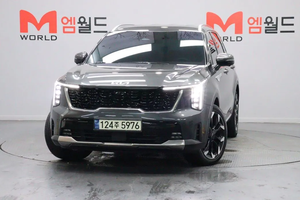Kia Sorento — фото 9
