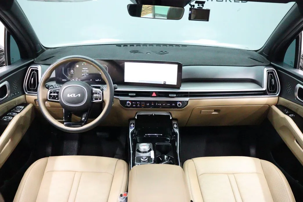 Kia Sorento — фото 3