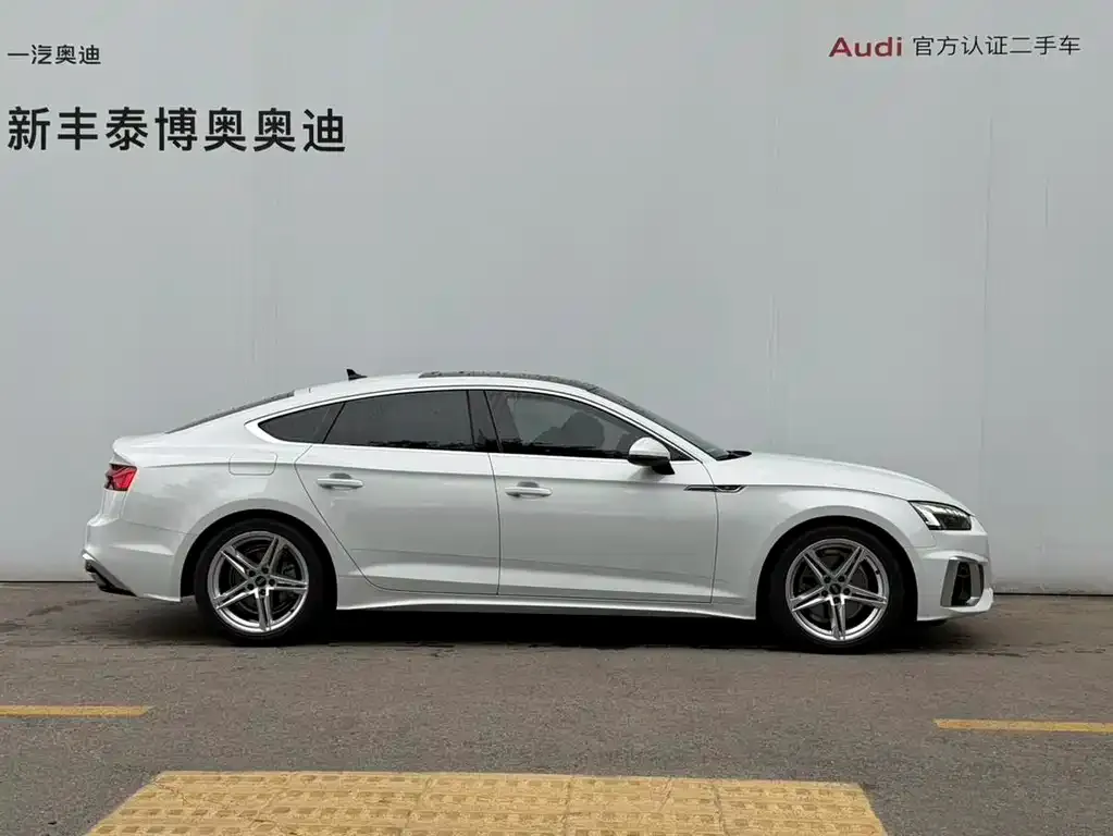 Audi A5 (Import) — фото 2
