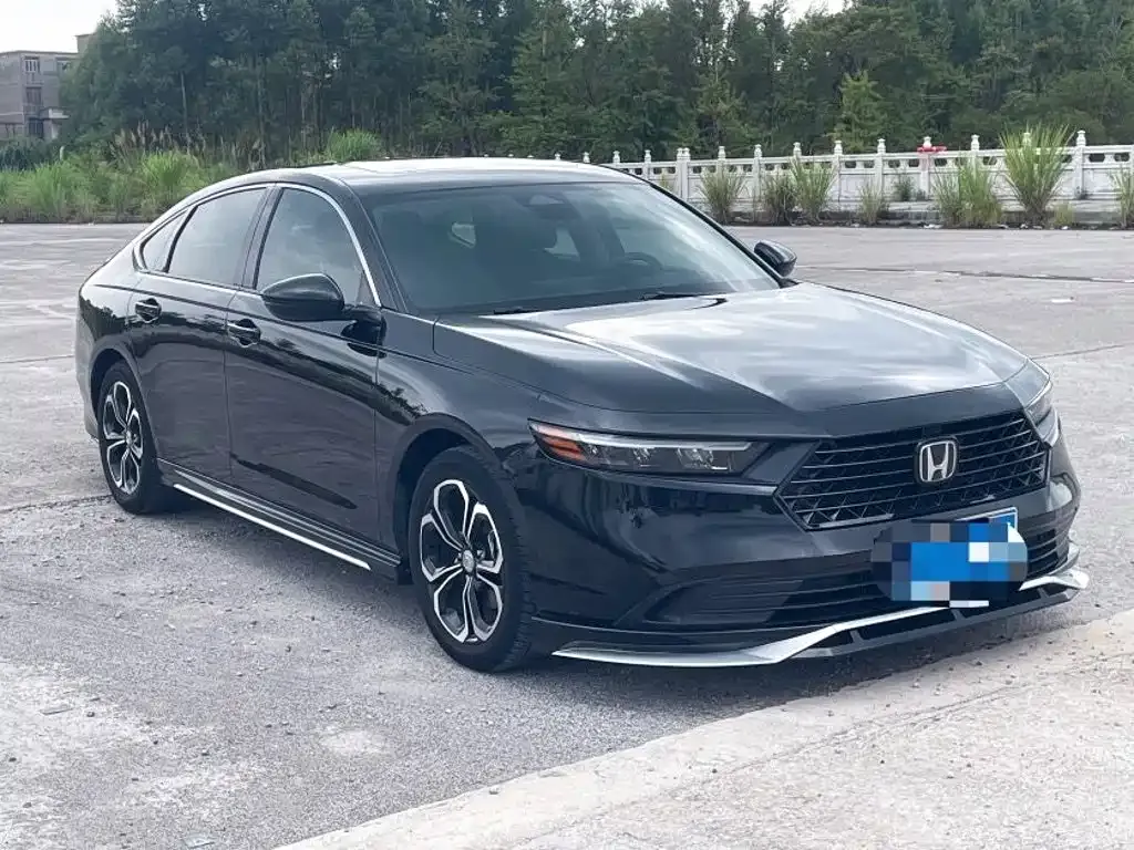 Honda Accord — фото 7