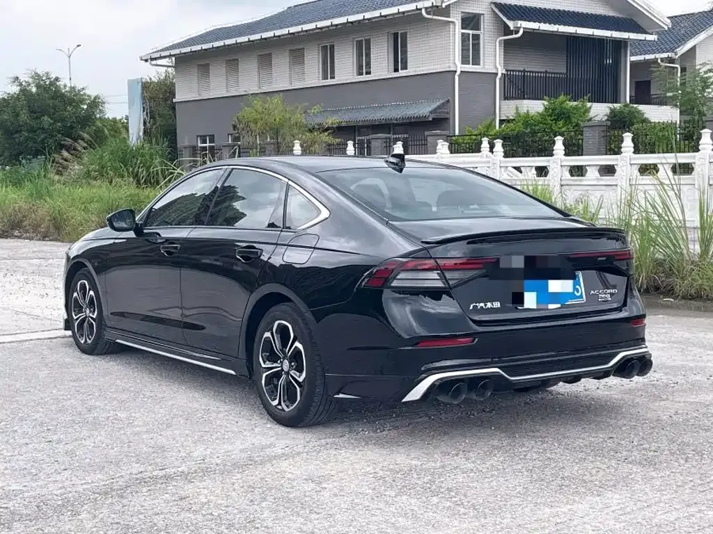 Honda Accord — фото 4