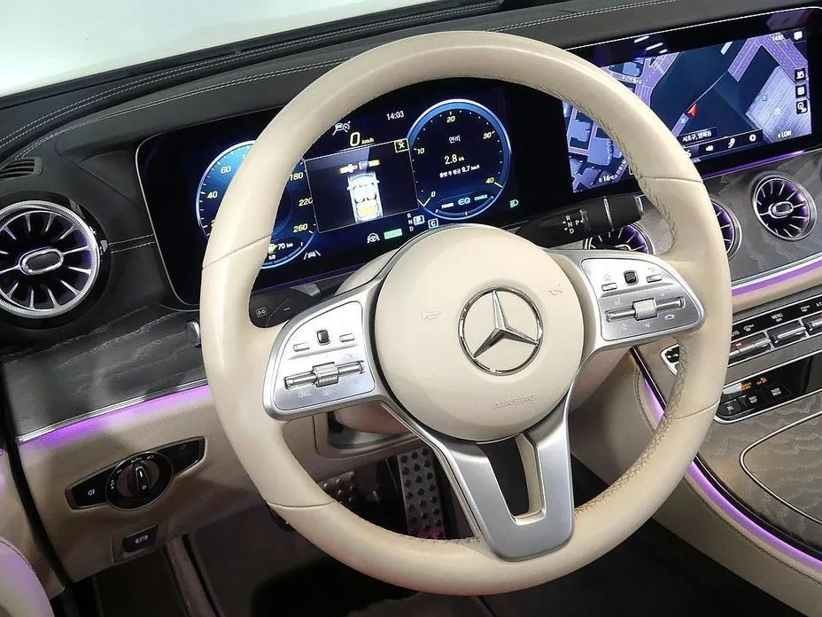 Mercedes-Benz CLS-Class — фото 10