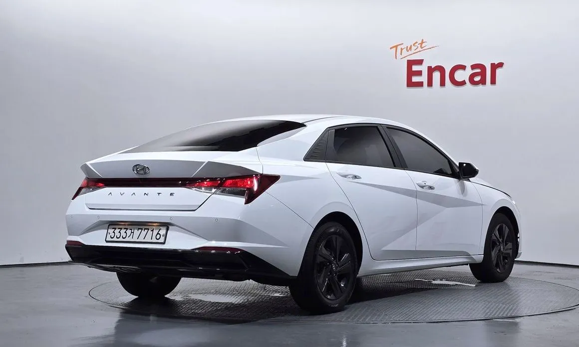 Hyundai AVANTE — фото 2