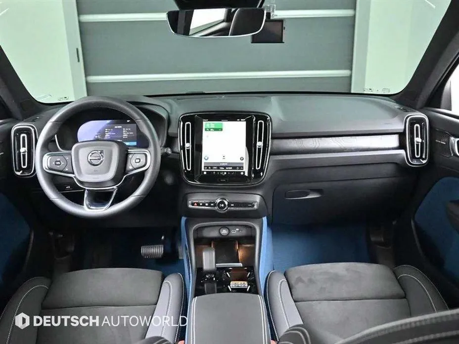 Volvo XC40 2024 из KR, фото 2