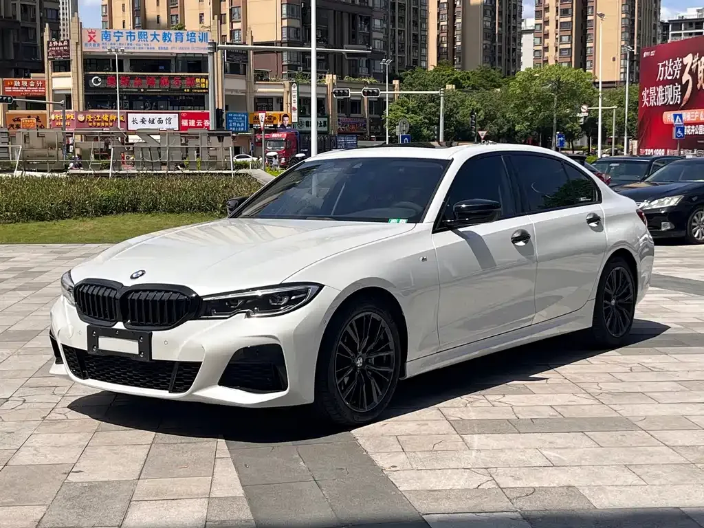 BMW 3 Series — фото 1