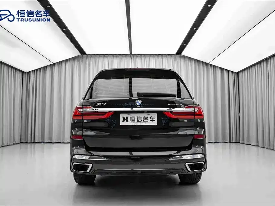 BMW X7 — фото 6