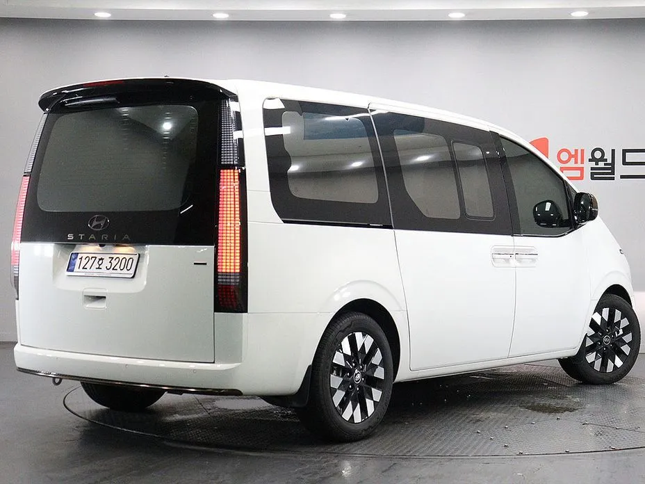 Hyundai Staria — фото 9