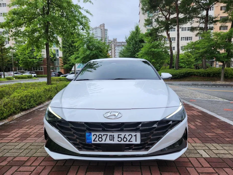 Hyundai AVANTE — фото 1