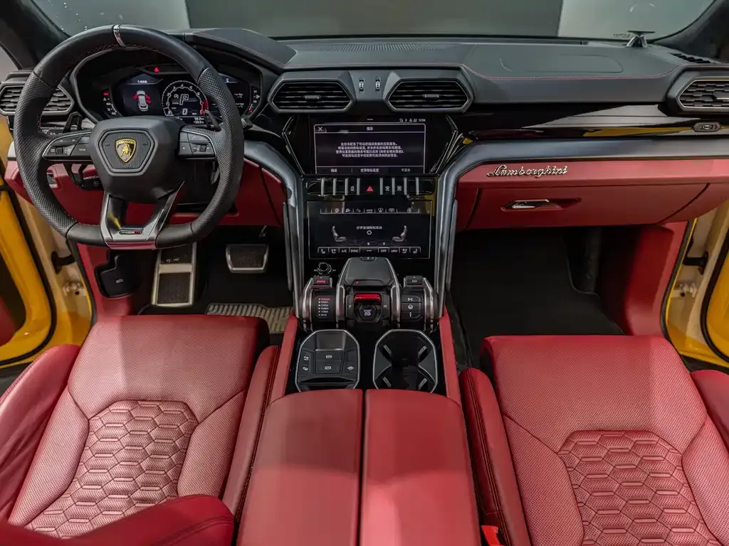 Lamborghini Urus — фото 4