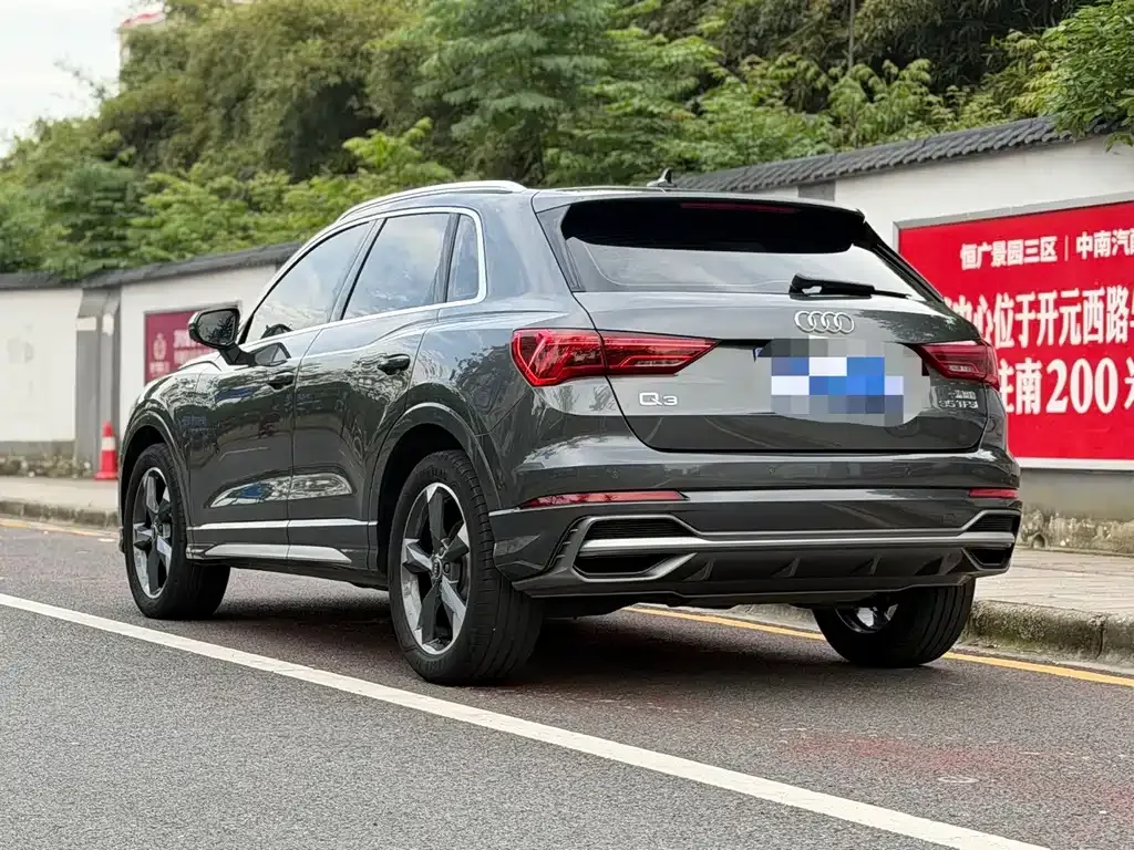 Audi Q3 — фото 5