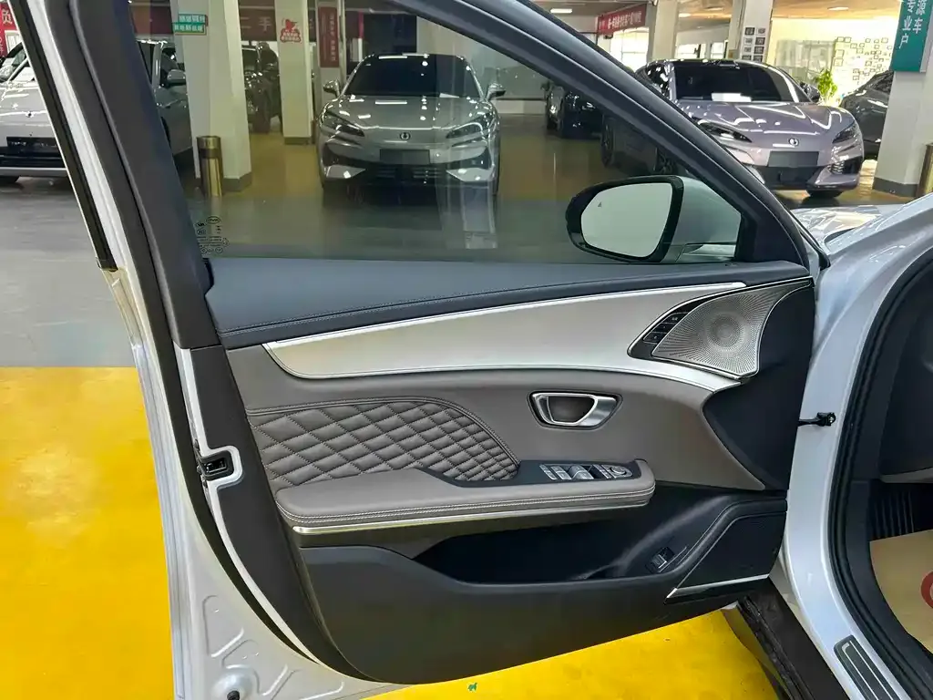 BYD Han 2024 из CN, фото 7