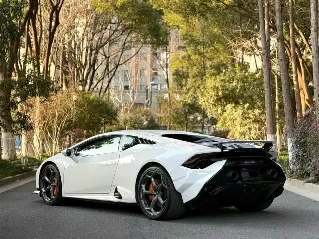 Lamborghini Huracan — фото 8