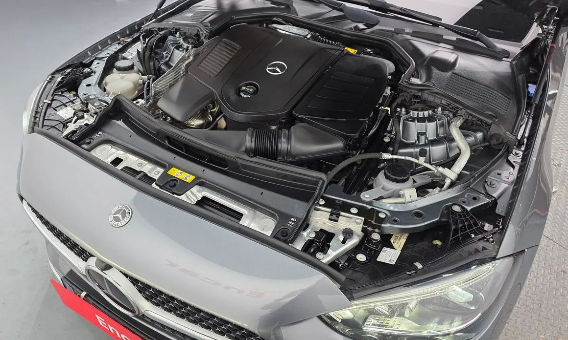 Mercedes-Benz C-Class 2022 из KR, фото 2
