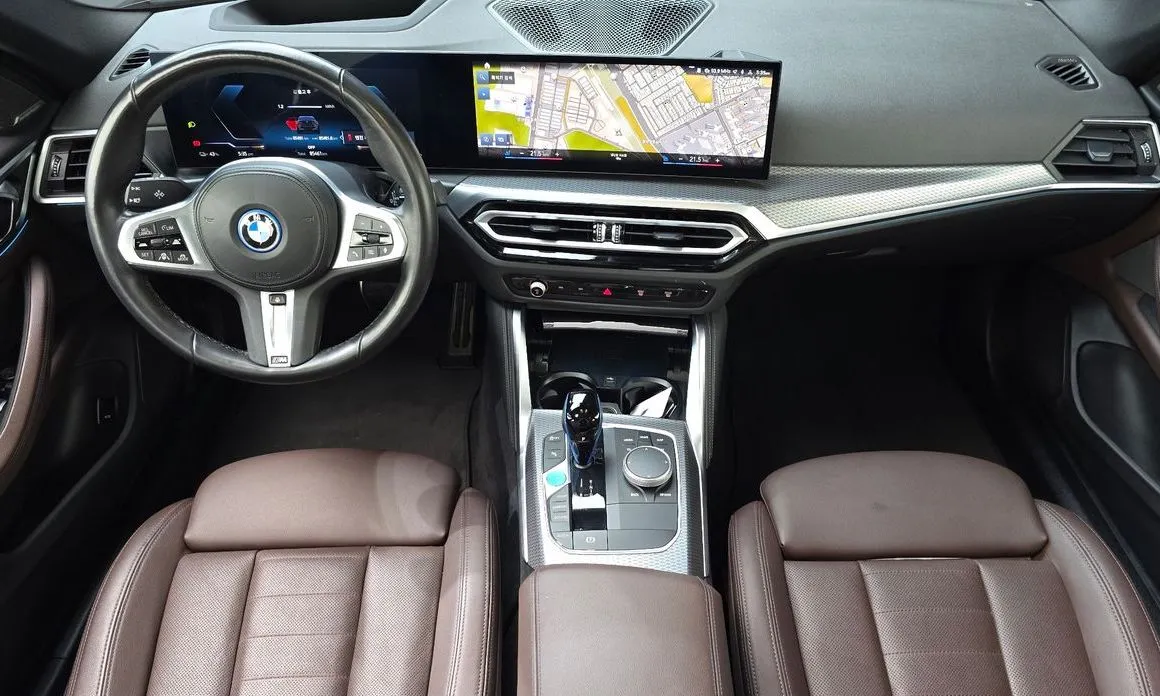 BMW i4 — фото 9