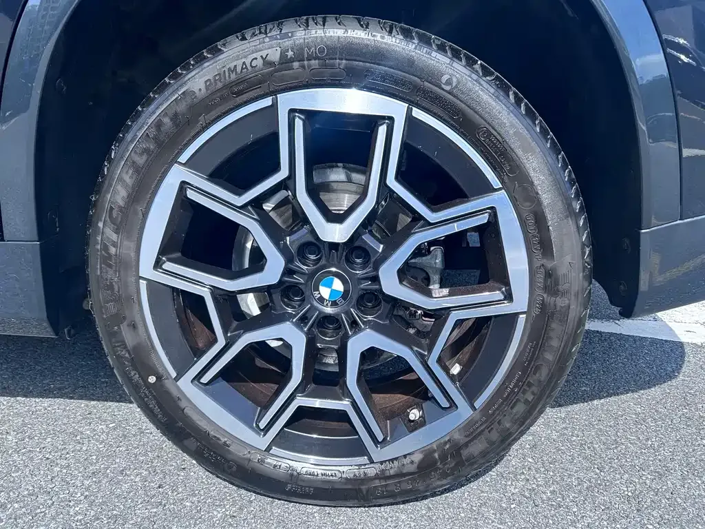 BMW X1 — фото 8