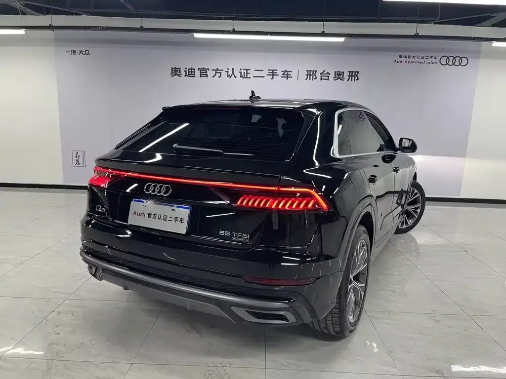 Audi Q8 — фото 5