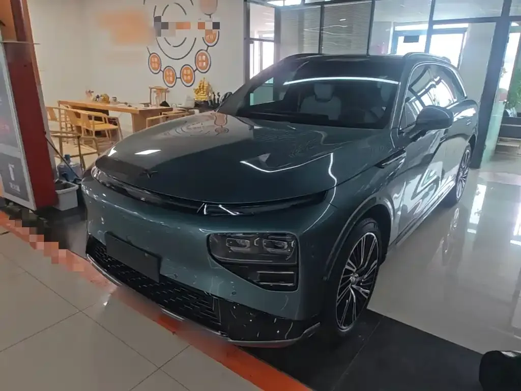 XPeng G9