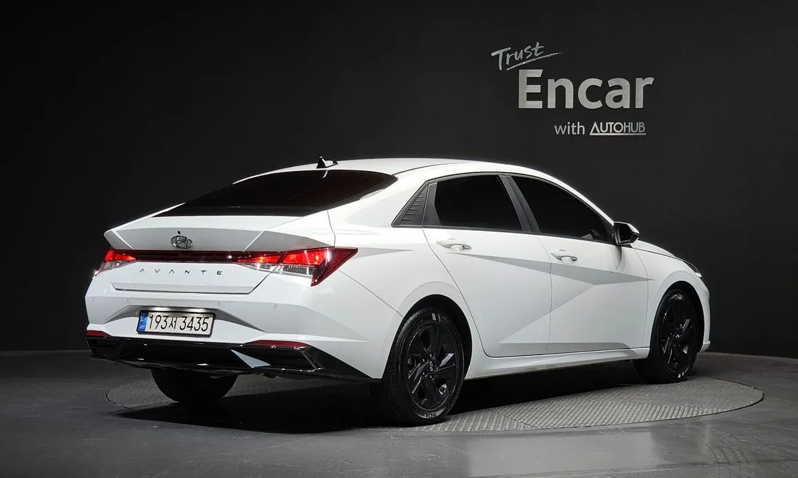 Hyundai AVANTE — фото 5