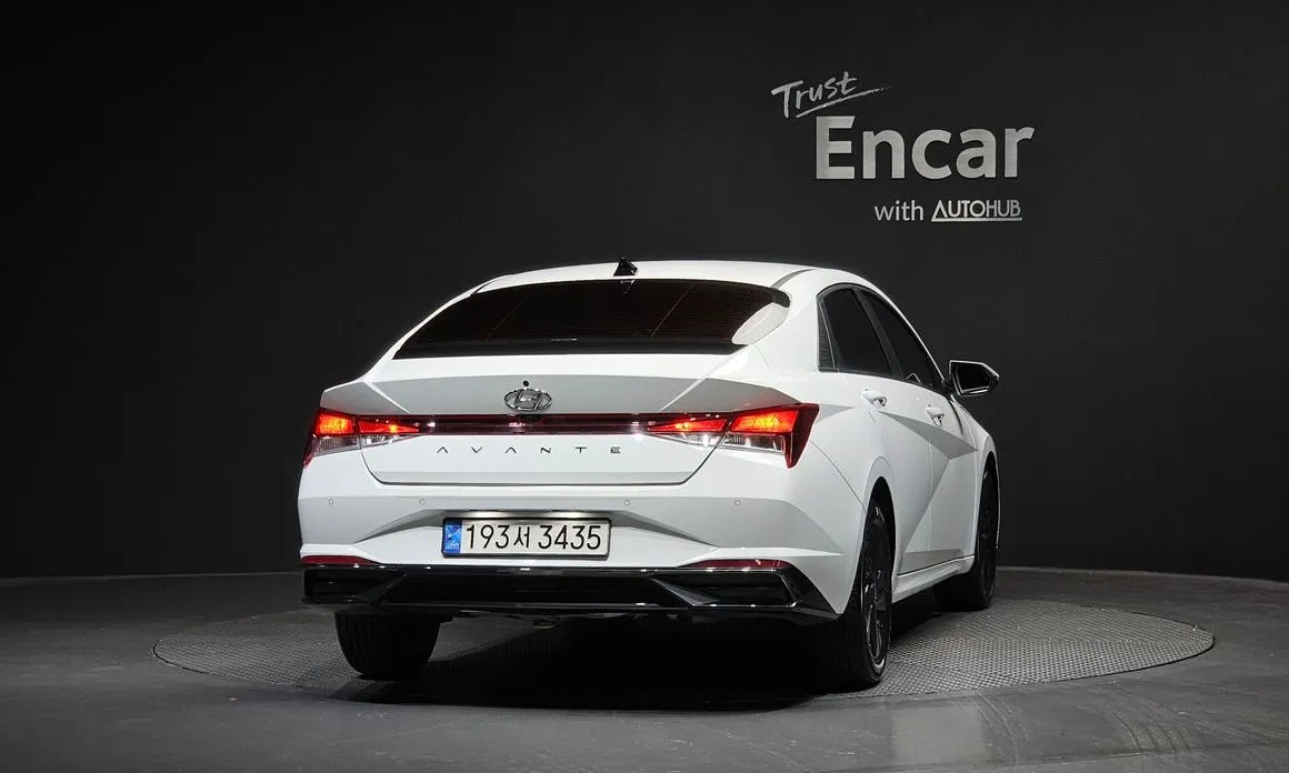 Hyundai AVANTE — фото 3