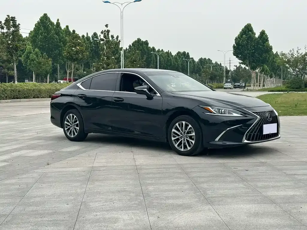 Lexus ES 2024 из CN, фото 7