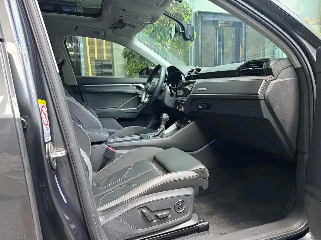 Audi Q3 Sportback — фото 5