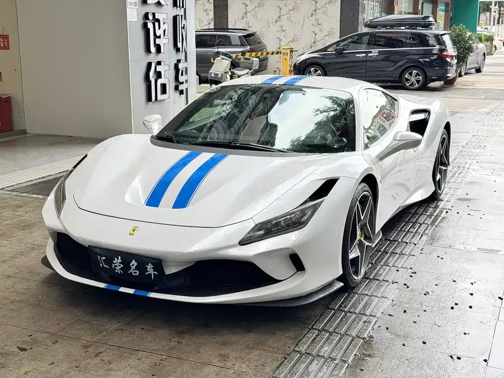 Ferrari F8
