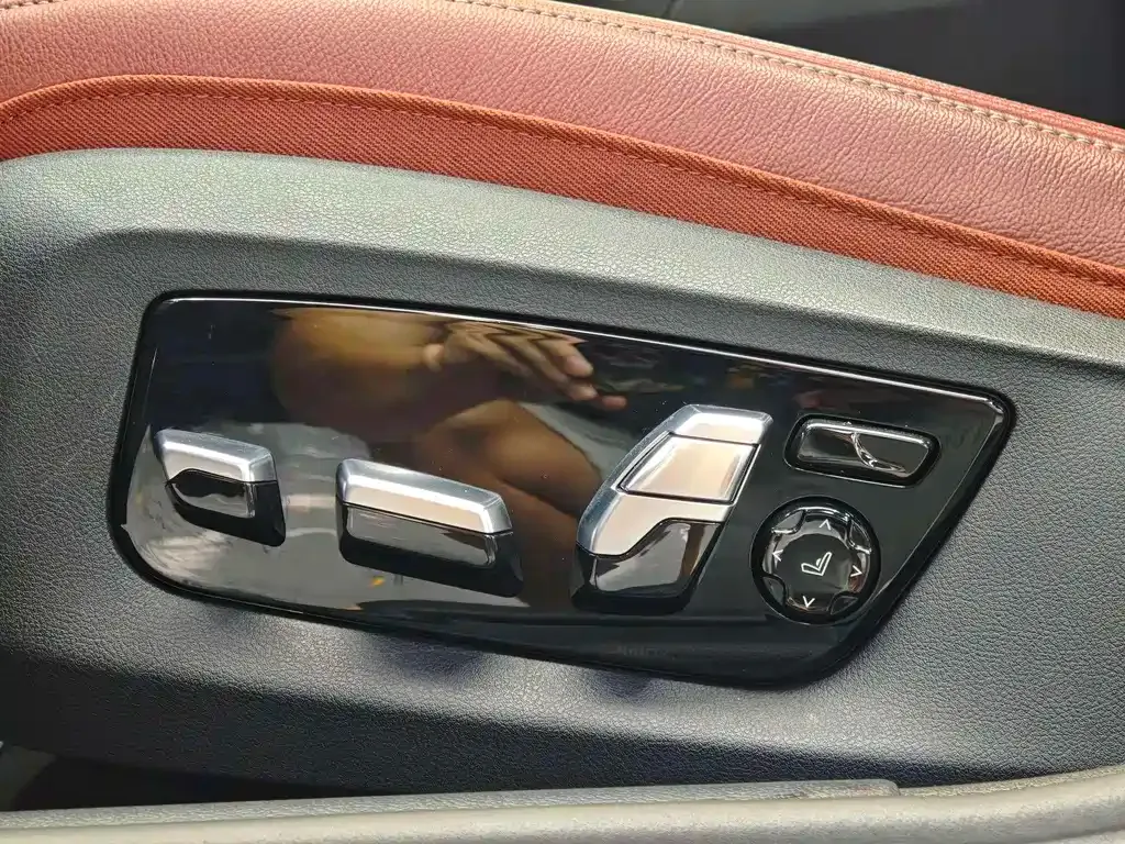BMW 5 Series — фото 10