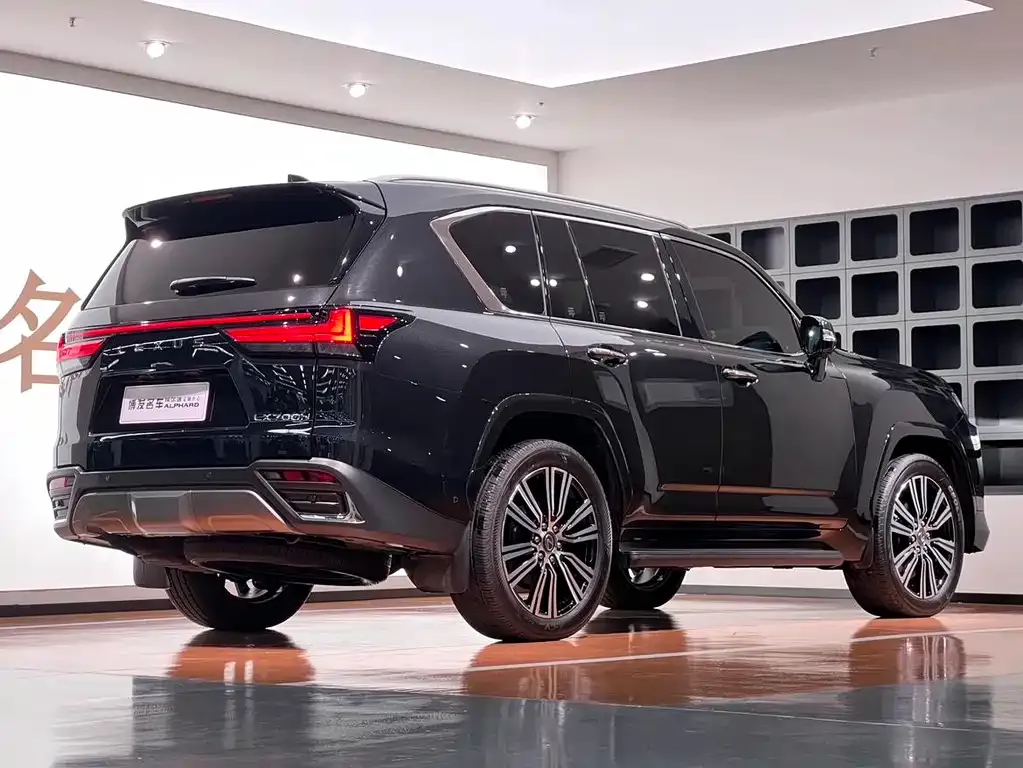 Lexus LX — фото 5