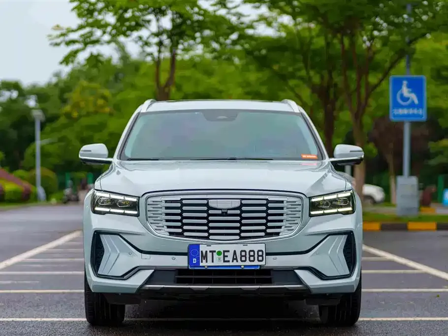Geely Xingyue L — фото 4