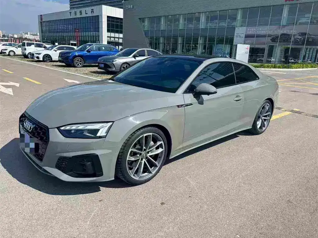 Audi A5 (Import) — фото 1