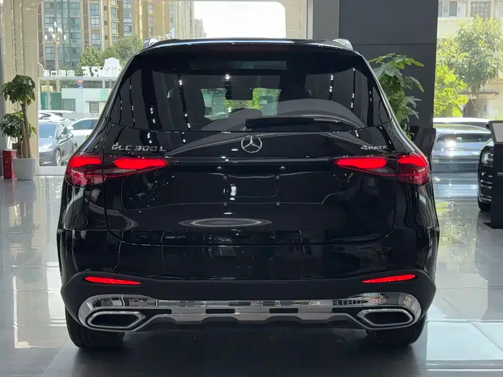 Mercedes-Benz GLC — фото 9