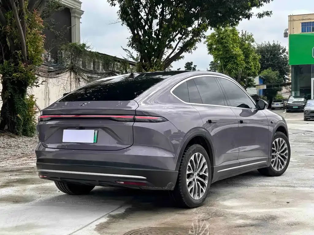 NIO EC6 — фото 7