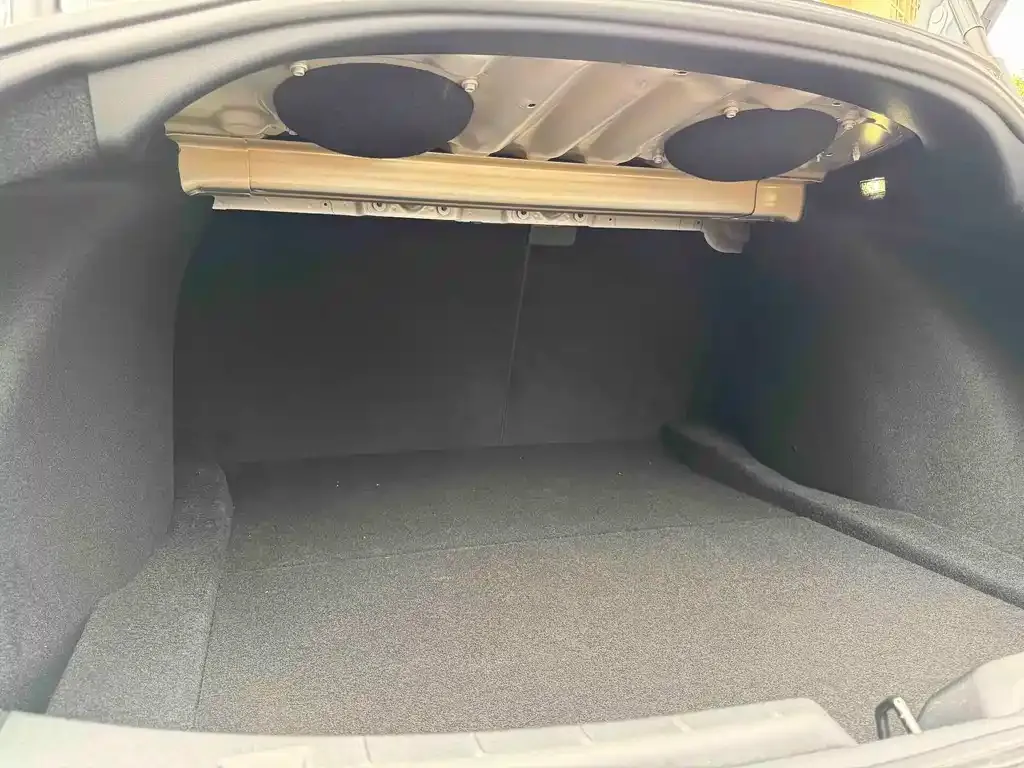 Tesla Model 3 — фото 2
