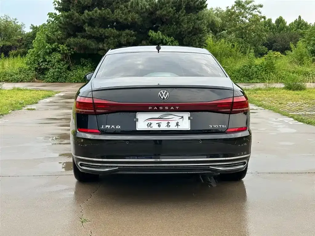 Volkswagen Passat — фото 10
