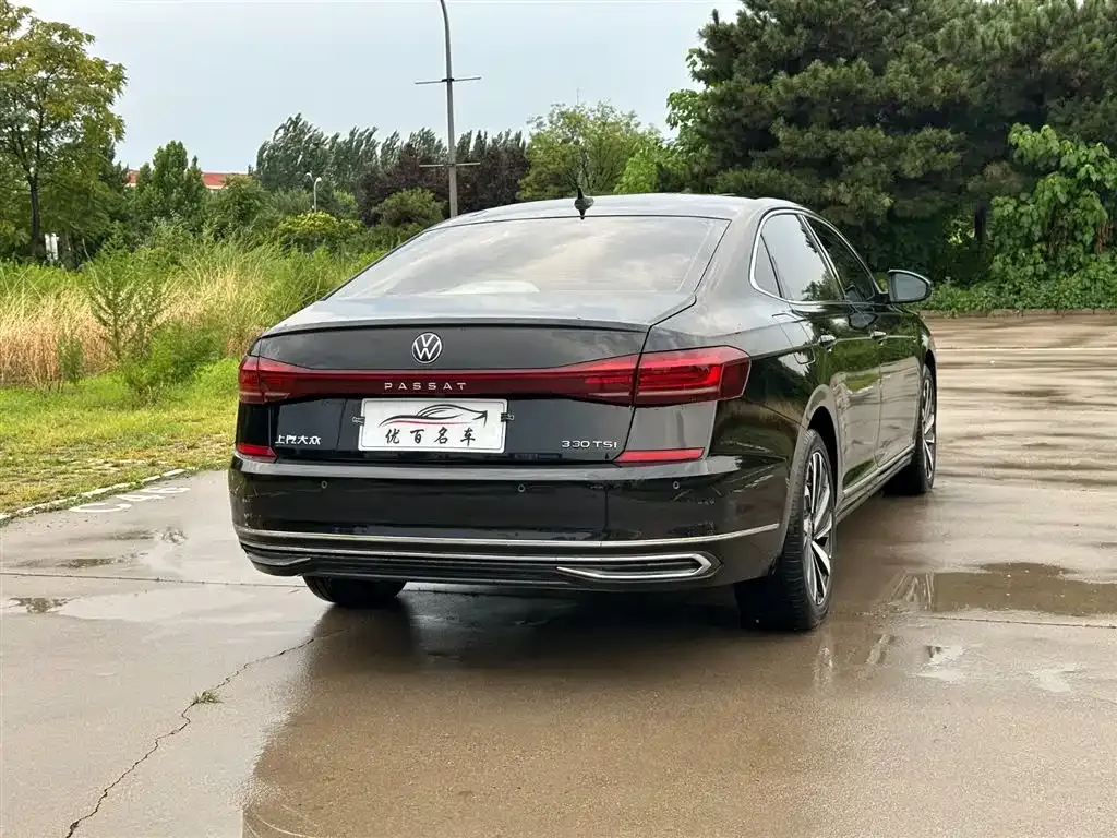 Volkswagen Passat — фото 8