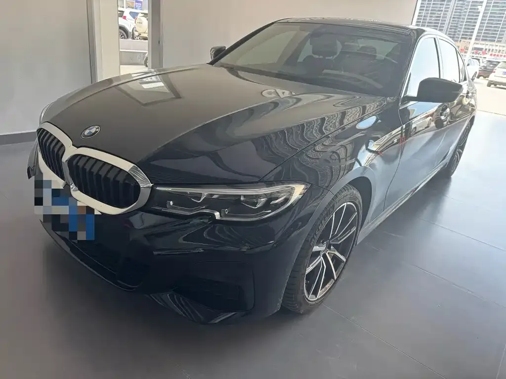 BMW 3 Series — фото 1