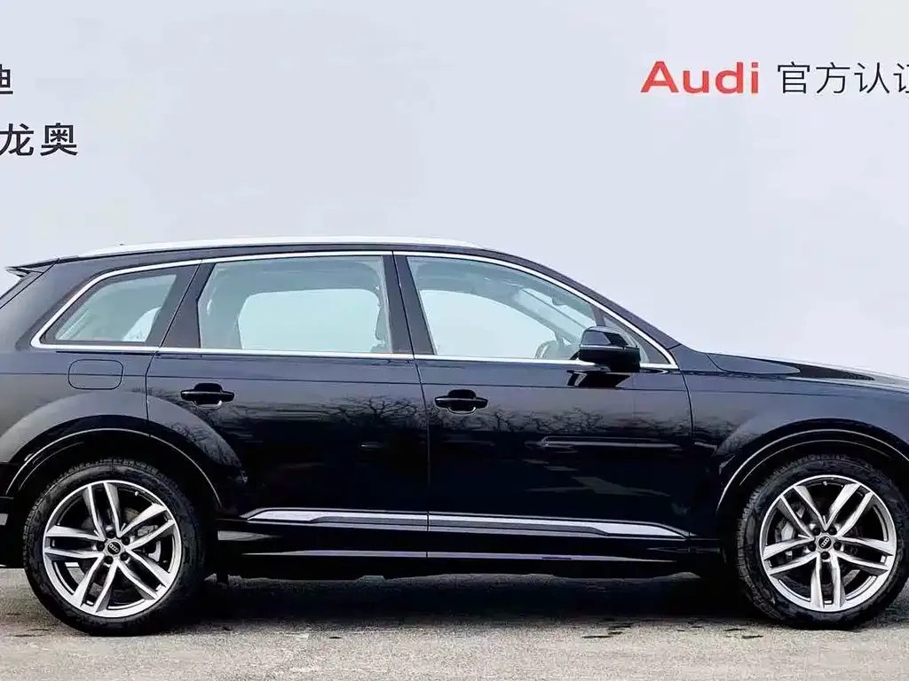 Audi Q7 — фото 5