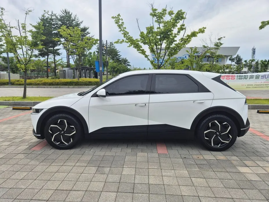 Hyundai Ioniq5 — фото 8