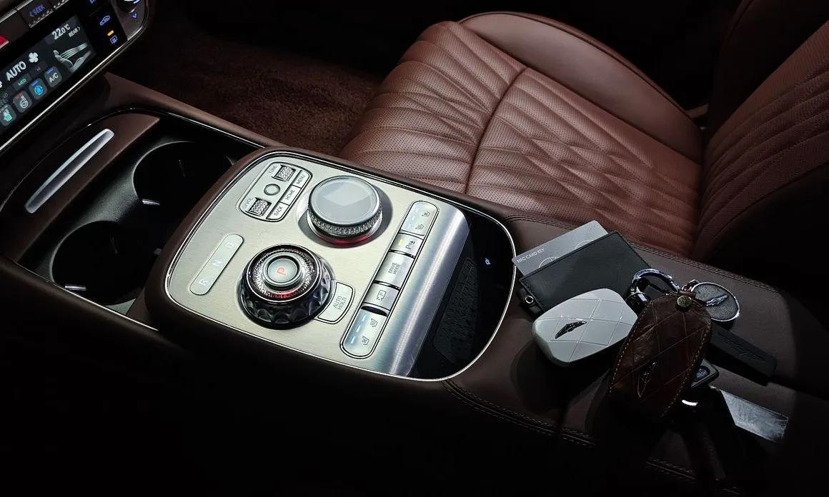 Genesis G90 — фото 7