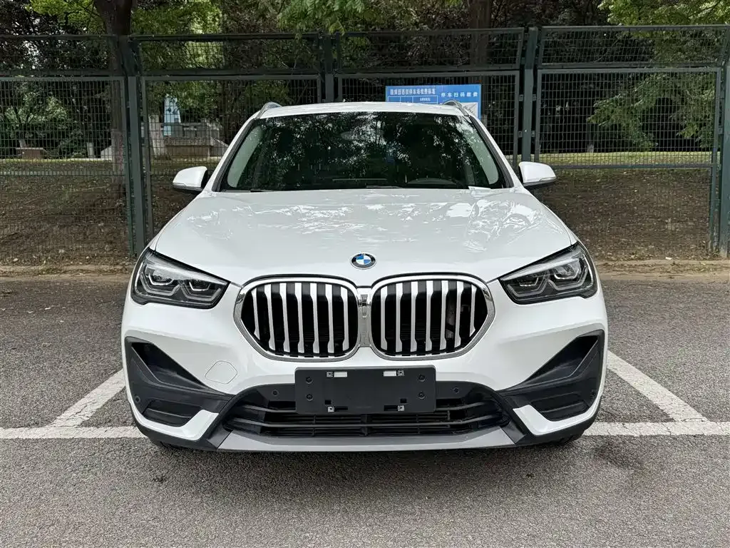 BMW X1 — фото 6