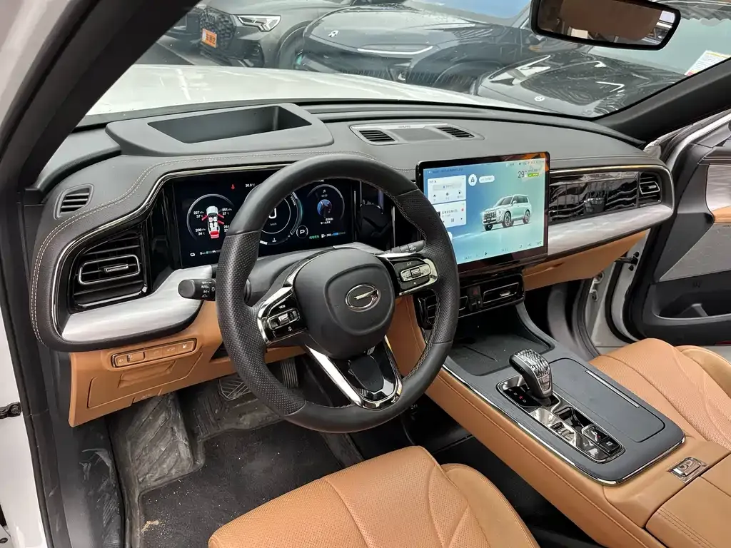 GAC Motor Trumpchi ES9 — фото 6