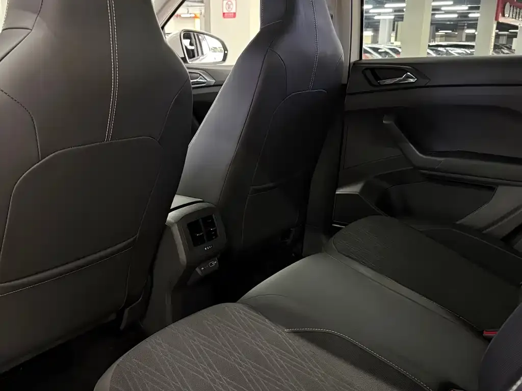 Volkswagen T-Cross 2021 из CN, фото 2