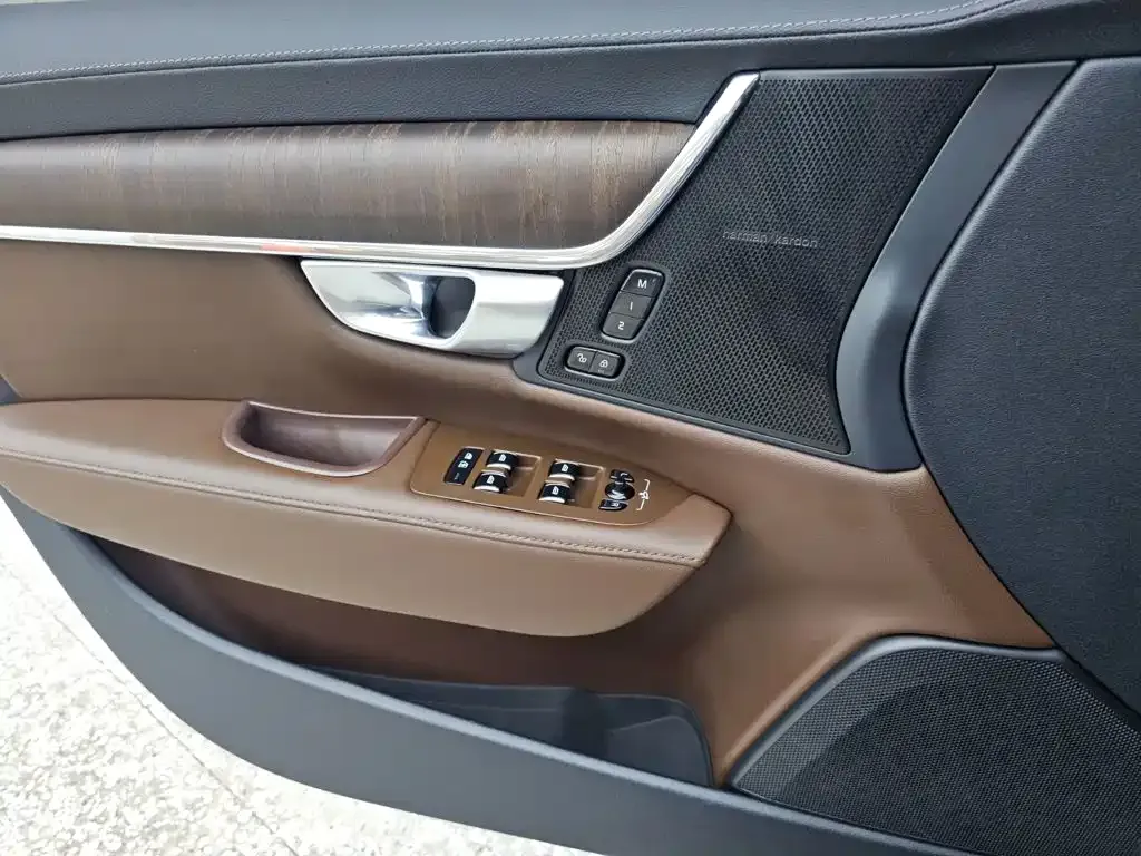 Volvo S90 — фото 8