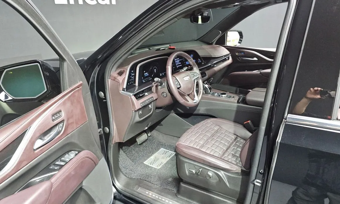 Cadillac Escalade 2022 из KR, фото 3