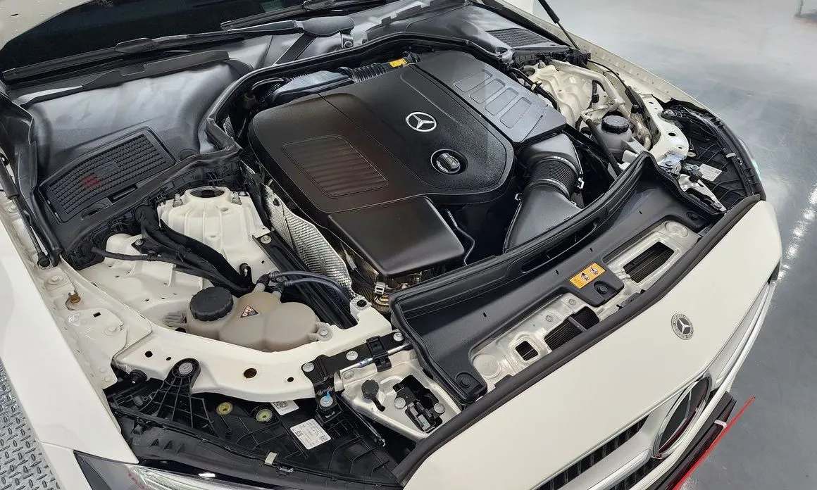 Mercedes-Benz C-Class 2023 из KR, фото 10