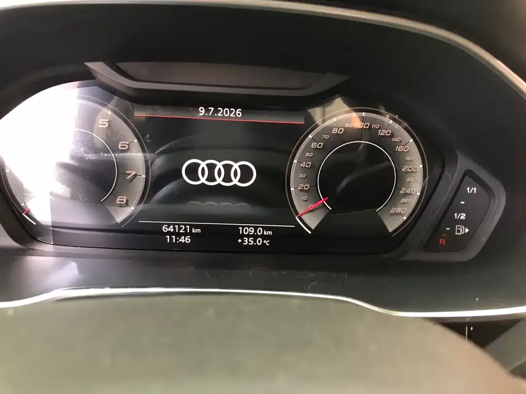 Audi Q3 — фото 3