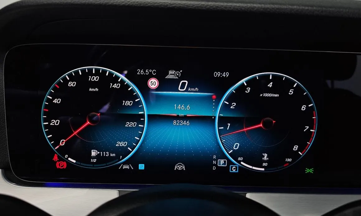 Mercedes-Benz E-Class 2021 из KR, фото 3