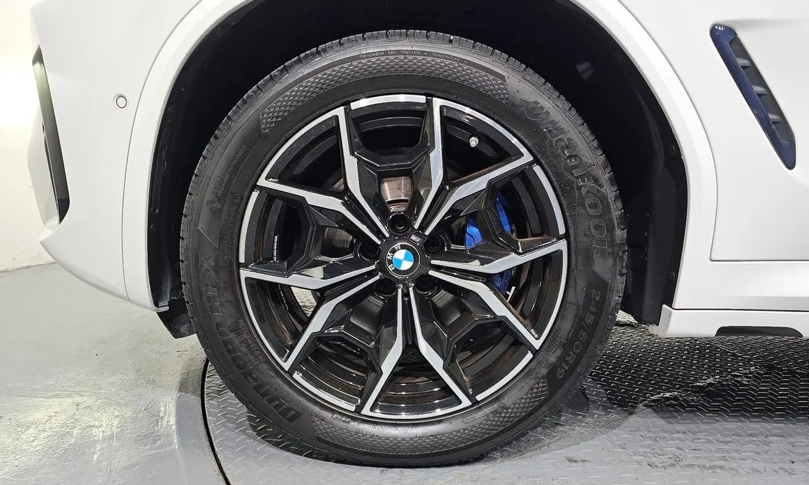 BMW X4 — фото 10